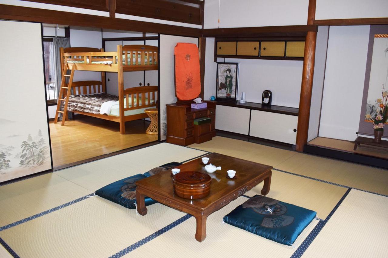 Share House Amigos Hotel Onomichi Exterior photo